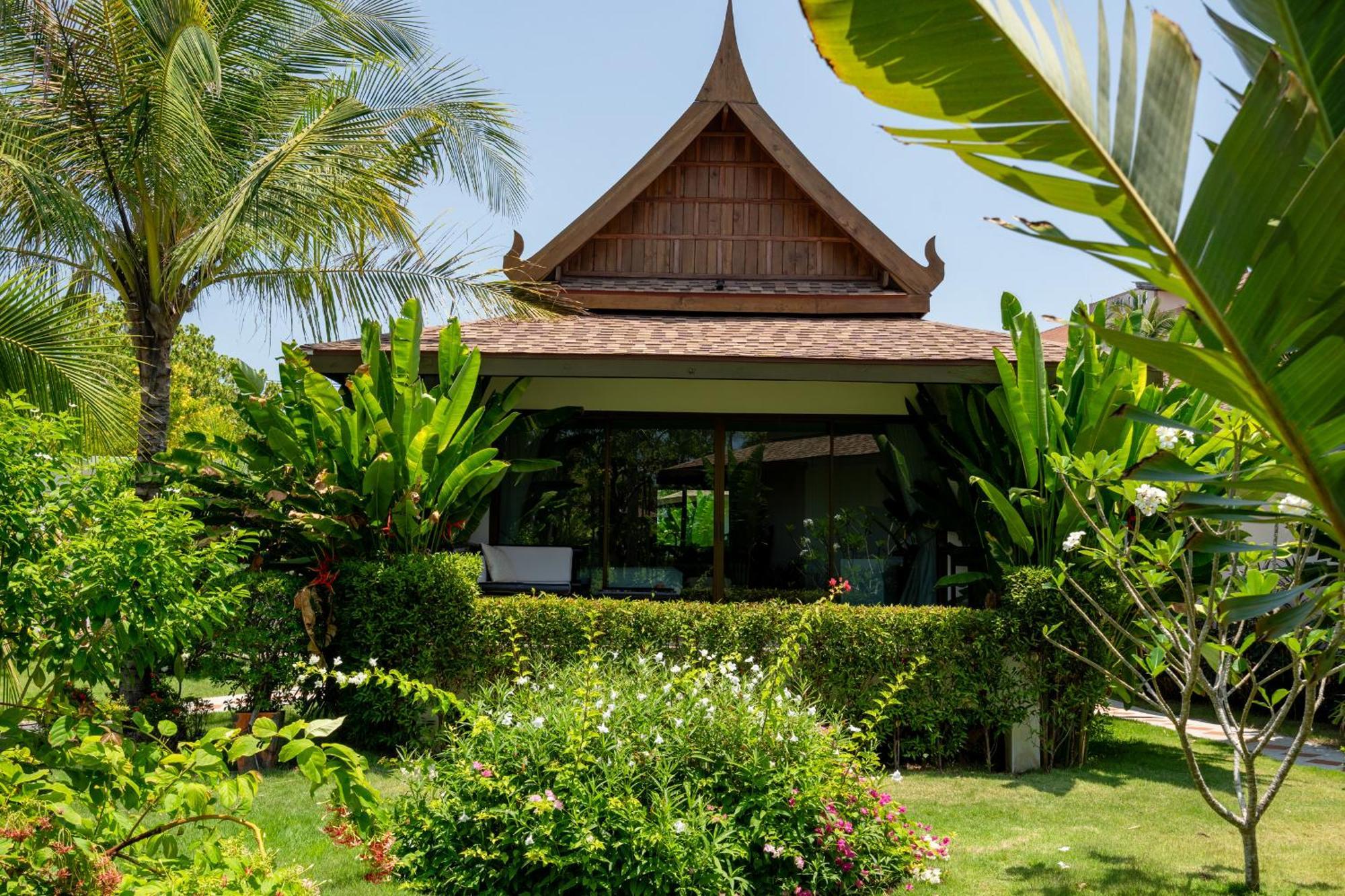 Lanta Palace Beach Resort & Spa - Adult Only Ко-Ланта Экстерьер фото